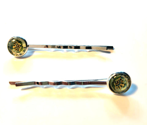 Pink Lily ~  Red & Blue Bobby Pin Set  ~ #145-11