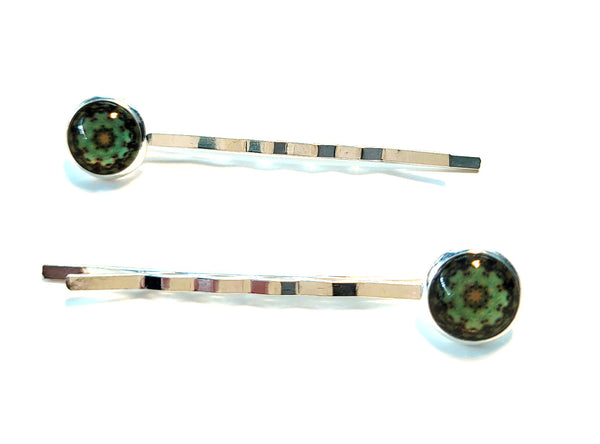 Pink Lily ~  Green Bobby Pin Set  ~ #149-1