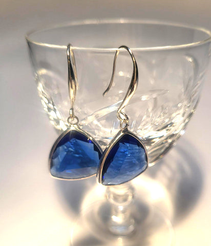 Pink Lily ~ Czech Glass Drop Earrings #86-7 Navy