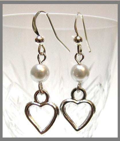 PINK LILY ~ Lovely "Open Heart" Earrings