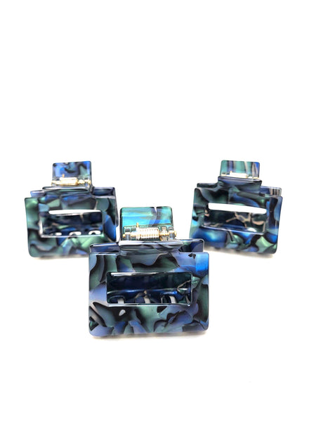 Pink Lily ~ "Iris Jaw" ~ Blue Onyx ~ NEW
