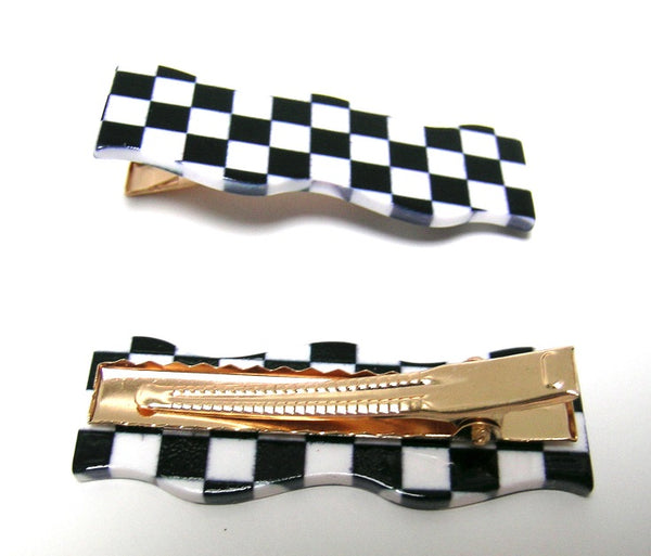 Pink Lily ~ "Wave" Small Checkerboard ~ Black & White  ~ Pinch Clip #152 SALE