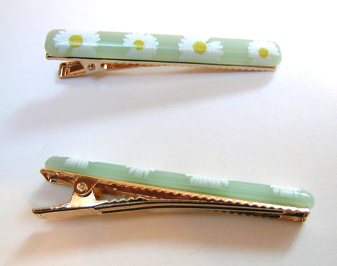 Pink Lily ~ "Lucy" Green & White Daisy ~ Thin Pinch Clip #103