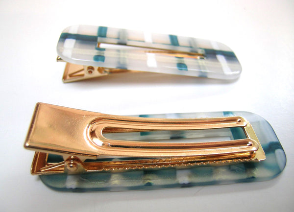 Pink Lily ~ "Taylor" White & Navy Plaid ~  Pinch Clip #113