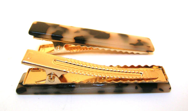 Pink Lily ~ "Lucy" Marbled Ivory Tokyo ~ Pinch Clip #70