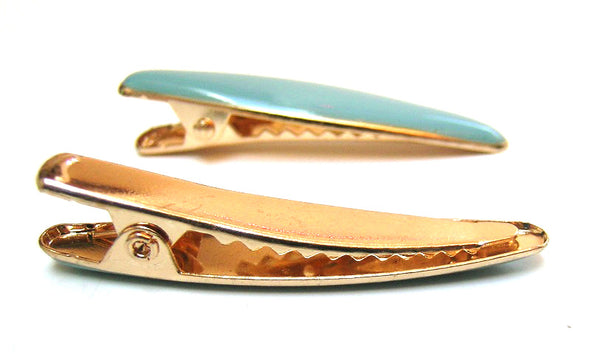 Pink Lily ~ "Ava" Sky Blue Oval ~ Pinch Clip #88