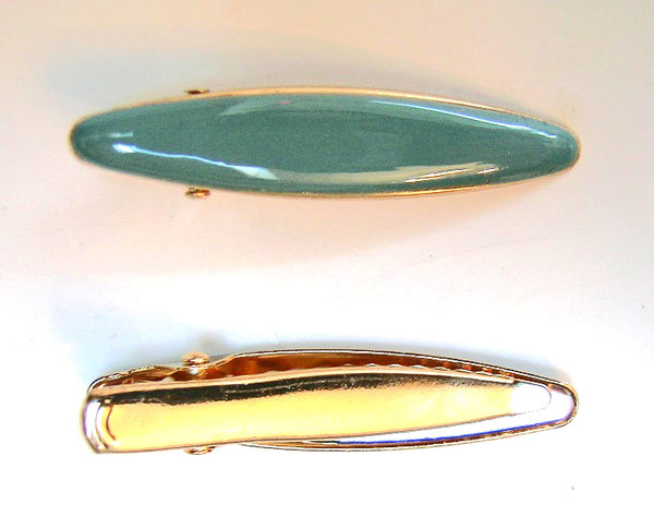 Pink Lily ~ "Ava" Sky Blue Oval ~ Pinch Clip #88