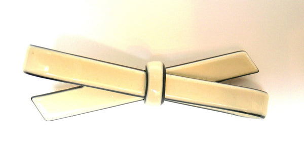 Pink Lily ~ "Elegant Betty-Bow" Cream with Black Trim ~ Pinch Clip #144