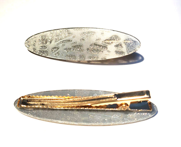 Pink Lily ~ "Mia" Light Gray Variegated~ Pinch Clip #160