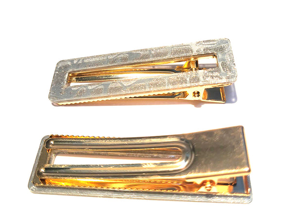 Pink Lily ~ "Taylor" Light Gray Variegated ~ Pinch Clip #161