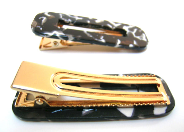 Pink Lily ~ "Taylor" Marble Black  Rectangle ~ Pinch Clip #42