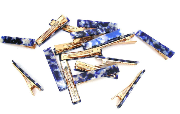 Pink Lily ~ "Lucy" Marbled White & Navy ~ Pinch Clip #46