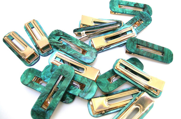 Pink Lily ~ "Taylor" Turquoise Pinch Clip #47