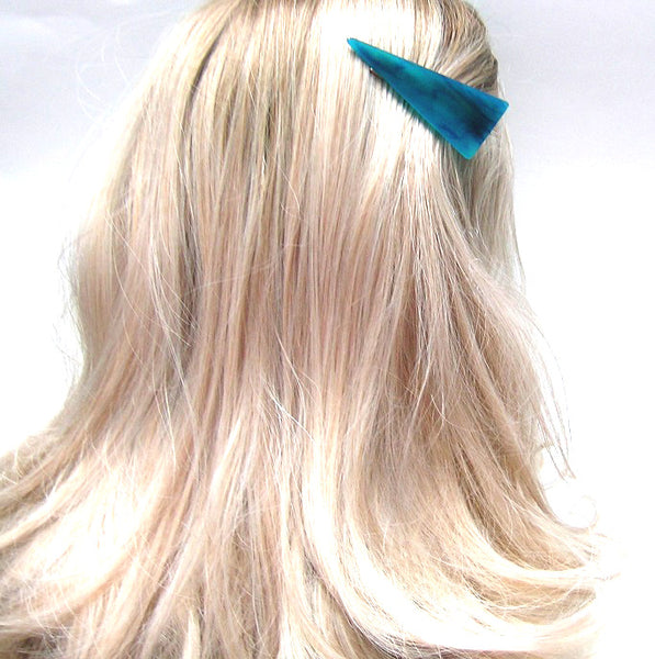 Pink Lily ~ "Alice" Marbled Turquoise  ~ Triangle Pinch Clip #55